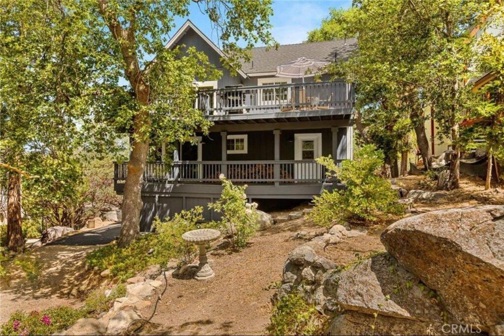 Charming Getaway Cabin Lake Arrowhead Exterior photo